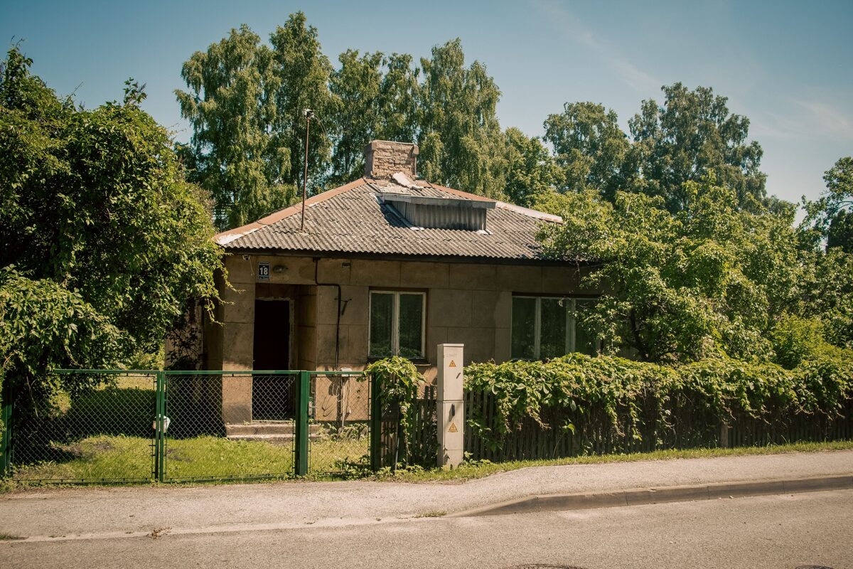 001.jpg